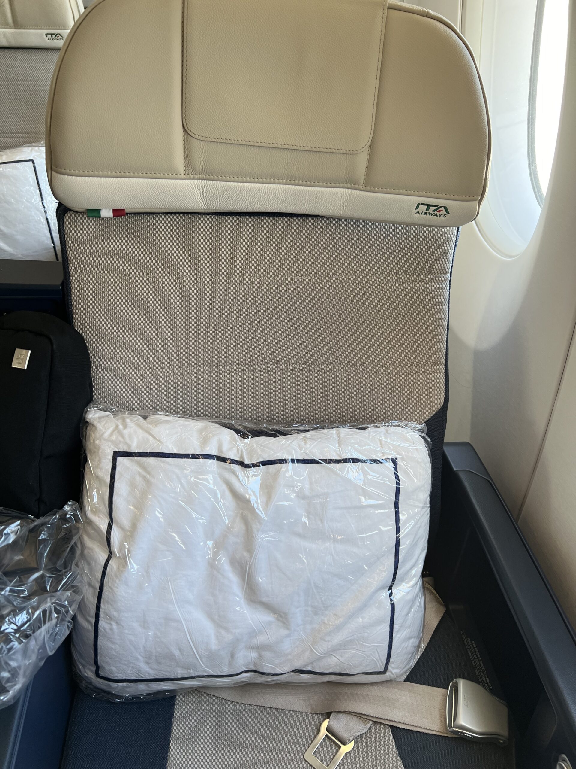 Ita airways premium economy seat